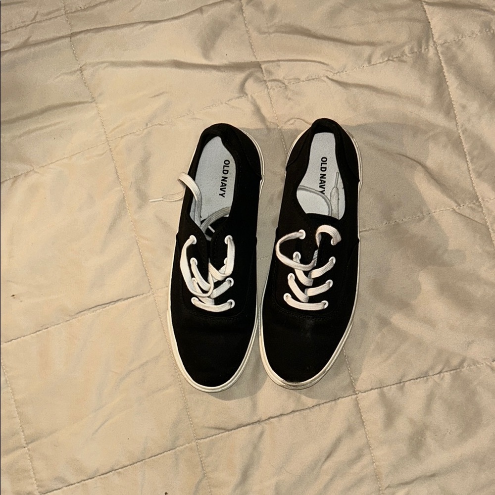 Old Navy Black Sneakers